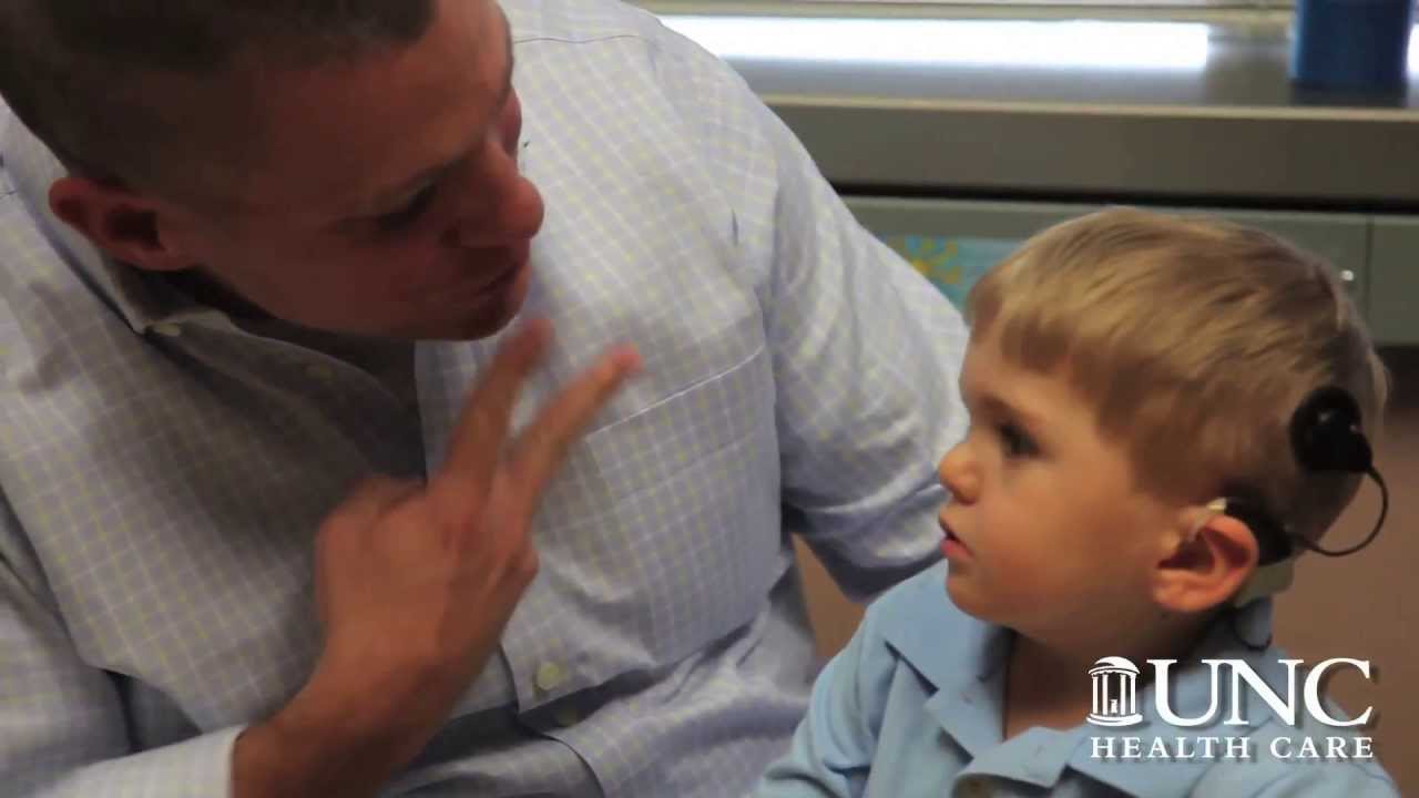 Deaf Toddler Hears his Father’s Voice for the First Time