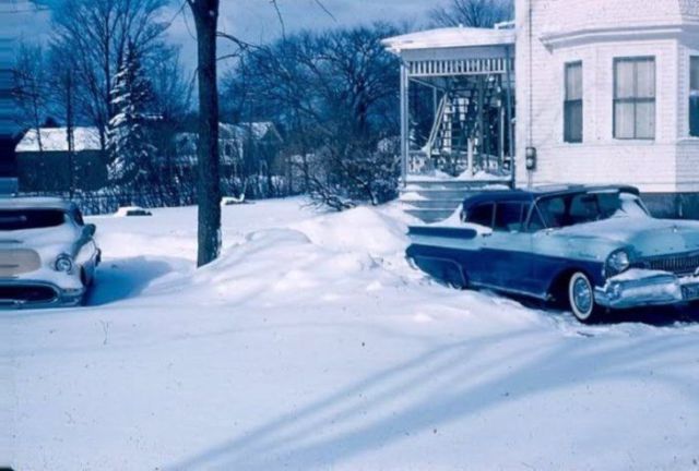 what_transportation_looked_like_in_a_50s_to_70s_usa_640_11