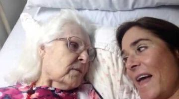 Daughter Reminds Mother with Alzheimer’s