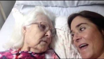 Daughter Reminds Mother with Alzheimer’s