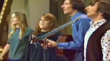 California Dreamin’ – Mamas & The Papas