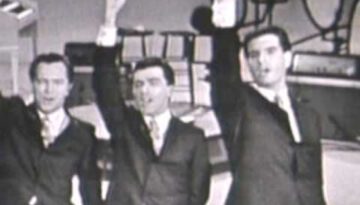 Can’t Take My Eyes Off You – Frankie Valli and The 4 Seasons