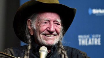 Yesterday When I Was Young – Willie Nelson