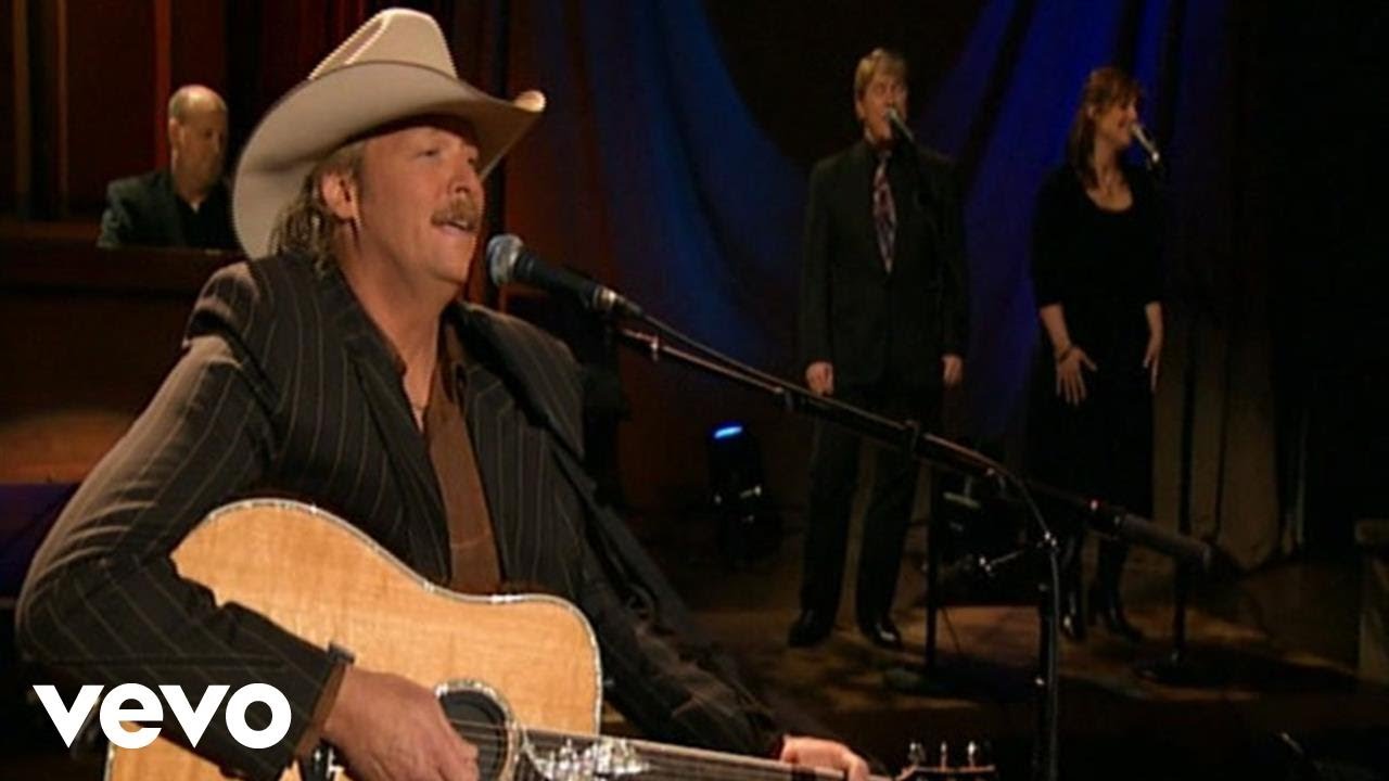 I Want To Stroll Over Heaven With You – Alan Jackson (Live)