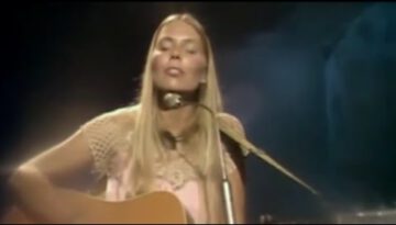 Big Yellow Taxi + Both Sides Now – Joni Mitchell