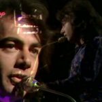 Song Sung Blue – Neil Diamond (Live)