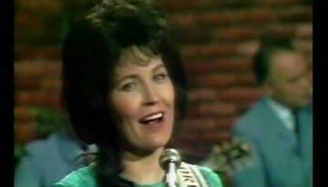 You Ain’t Woman Enough – Loretta Lynn