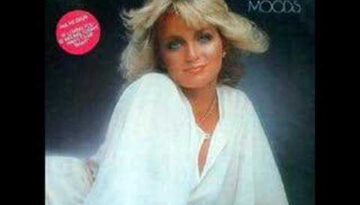 Sleeping Single in a Double Bed – Barbara Mandrell