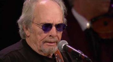 Silver Wings – Merle Haggard (Live)