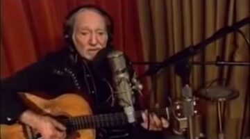 Pretty Paper – Willie Nelson