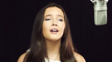 Someone You Loved – Lucy Thomas